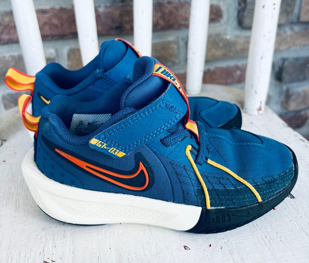 Nike Youth Boys' Air Zoom G.T Cut 3 Basketball Shoes, Size 12C